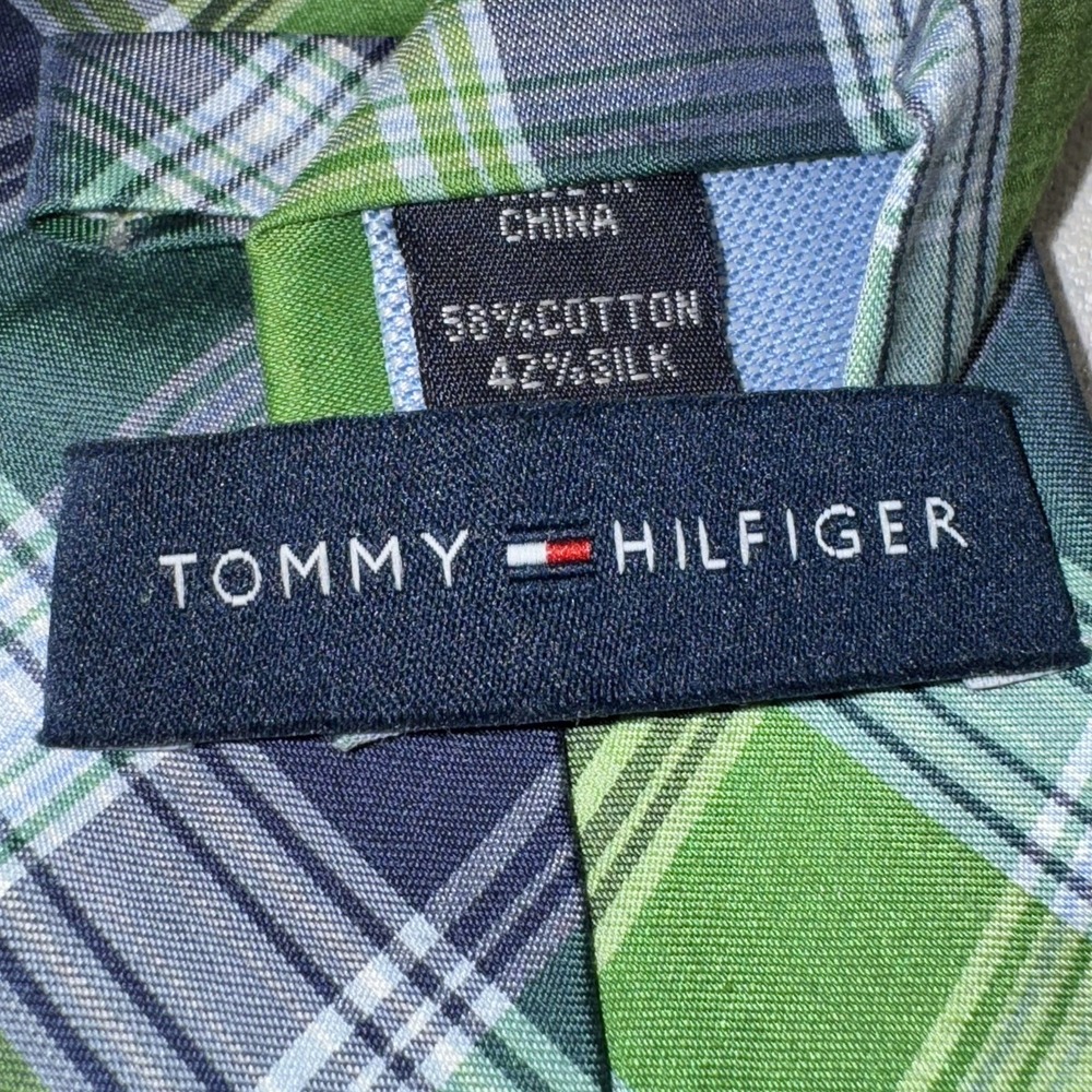 Tommy Hilfiger Plaid Tie Mens OS Green Navy Blue Cotton Silk Preppy Classic - Picture 3 of 4
